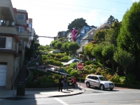 Hier ist die Lombard Street am steilsten.